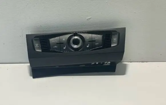 Audi A5 8T 8F Climate control unit 8K1820043AT A2C92743700
