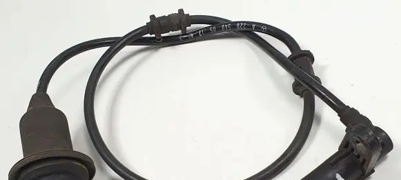 Mercedes-Benz S W220 ABS rear brake sensor 0265007005