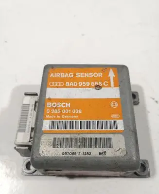 Audi A4 S4 B5 8D Airbag control unit/module 8A0959655C 0285001038