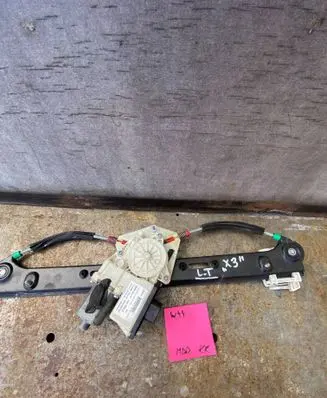 BMW X3 E83 Rear door window regulator motor 69259652 S007083007