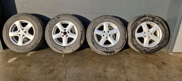 Mitsubishi Outlander R16 alloy rim 70R16