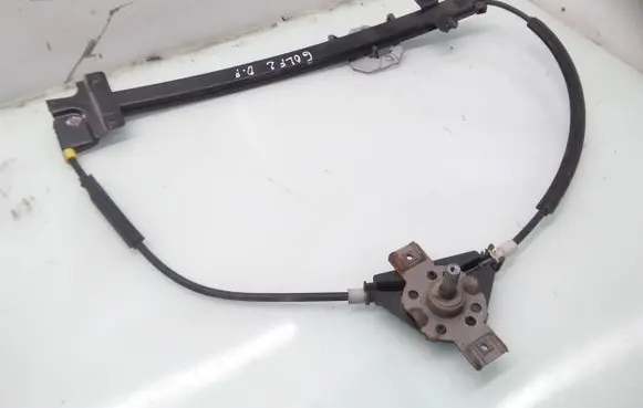 Volkswagen Golf II Front door manual window regulator 
