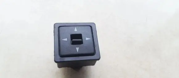 KIA Carnival Wing mirror switch
