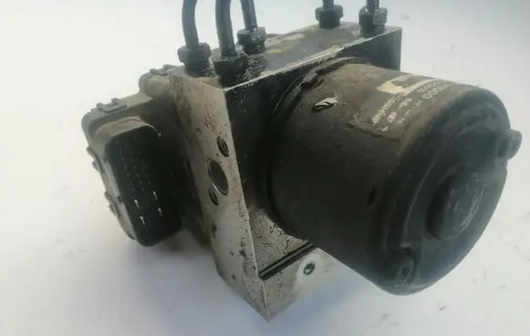 Hyundai Terracan ABS Pump 58910H1000 03313010