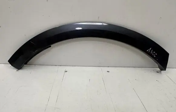 Audi Q8 Rear arch trim 4M8854818A 4M8854818