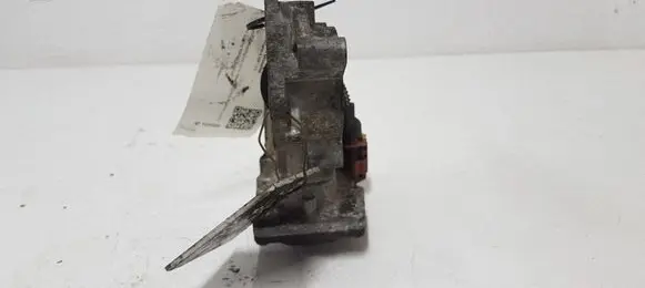 Opel Insignia A Throttle valve 55564164