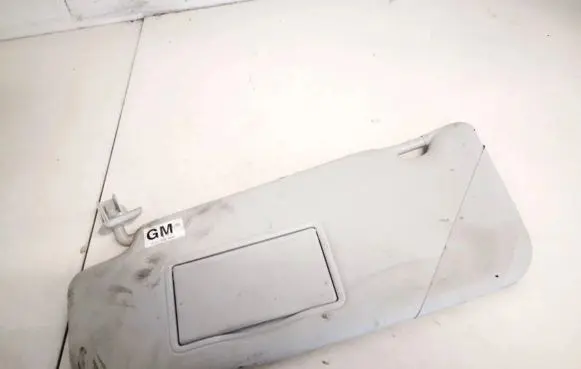 Sun visor
