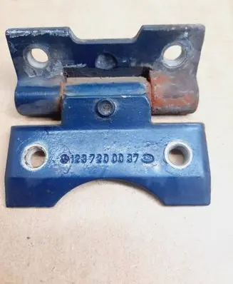 Mercedes-Benz W123 Front door upper hinge 1237200037