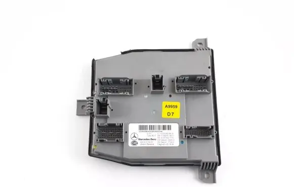 Mercedes-Benz S W222 SAM control unit A2229003916 A2229018301 A1679021701