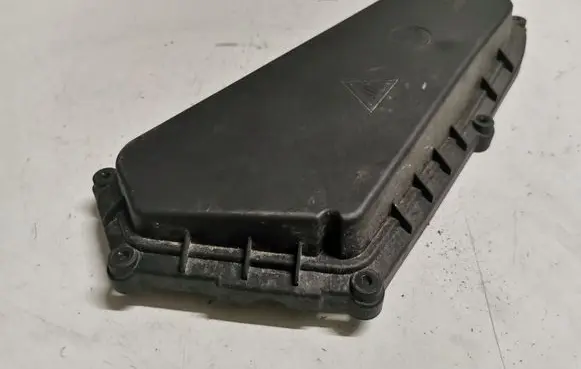 BMW 3 F30 F35 F31 Fuse box cover 8509914