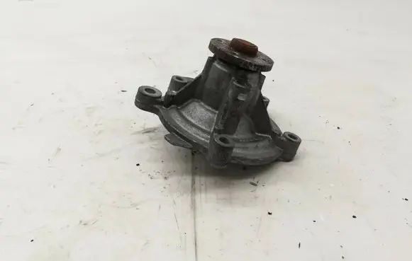 Mercedes-Benz C W204 Water pump R271201
