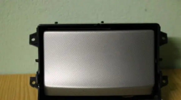 Toyota Avensis T250 Ashtray (front) 