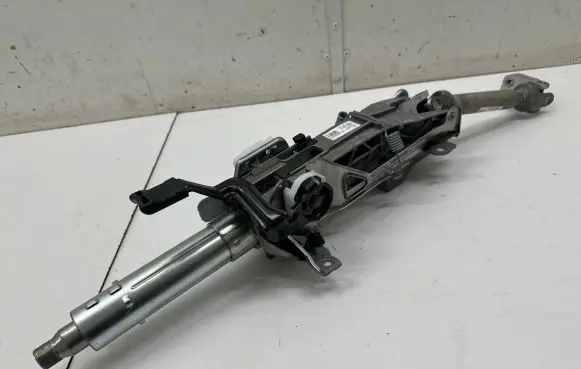 Mercedes-Benz CLA C118 X118 Steering wheel axle A1774602800