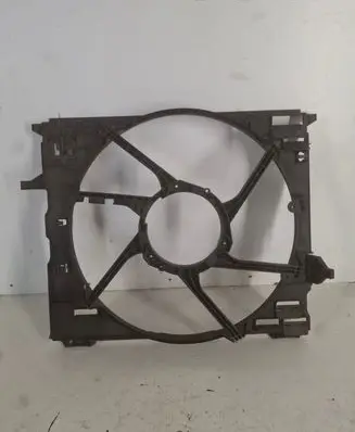 BMW M4 F82 F83 Radiator cooling fan shroud 7850474 A70382 A70382111