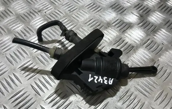 Ford Fusion Clutch master cylinder