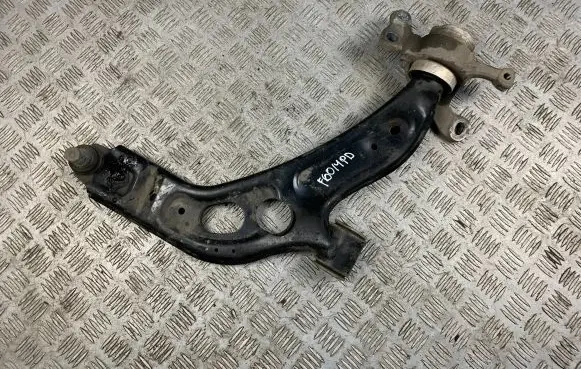 Mini Cooper Countryman F60 Front lower control arm/wishbone 6882844