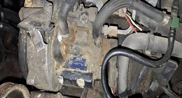 Peugeot 406 Fuel injection high pressure pump 0445010010