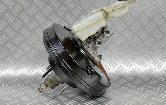 Ford Focus Brake booster BV612B195AH