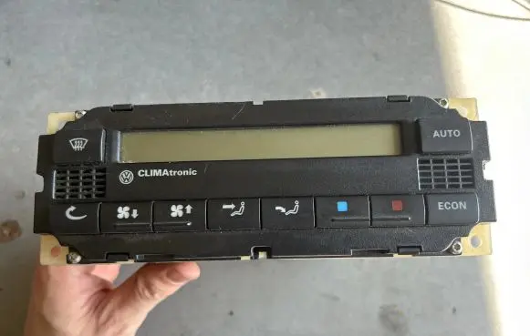 Volkswagen PASSAT B5 Climate control unit 3B1907044A 5HB00761702