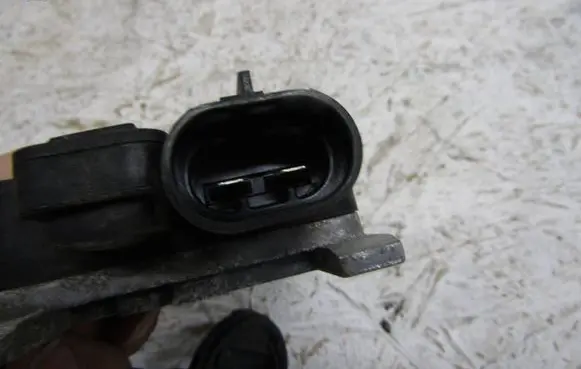 Ford C-MAX II Coolant fan relay 940002907 500011030918