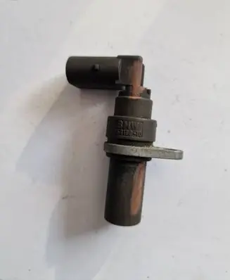 BMW 5 F10 F11 Crankshaft position sensor 25916010