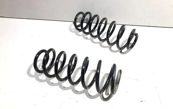 Peugeot 307 Rear coil spring KYB