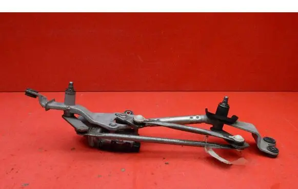 Suzuki SX4 Front wiper linkage and motor 3811061M00