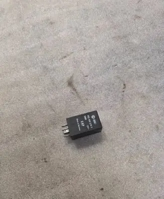 Audi 80 90 B3 Other relay 443919578F