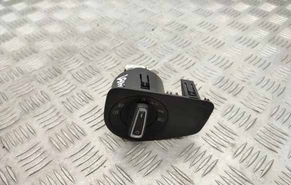 Volkswagen Golf VII Light switch 5G0941431BD