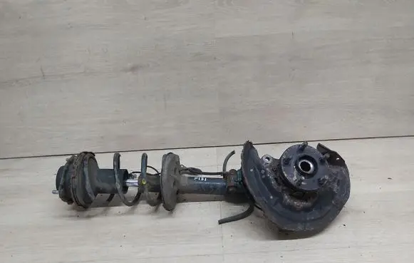 Toyota Avensis T220 Shock absorber/damper/air suspension 