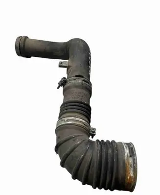 Mazda 6 Air intake hose/pipe R2AA13231R2AA1376X