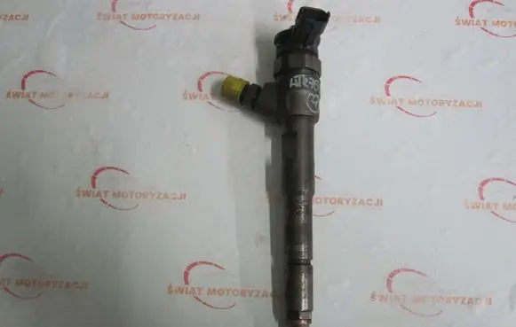 Mercedes-Benz Citan W415 Fuel injector 0445110485