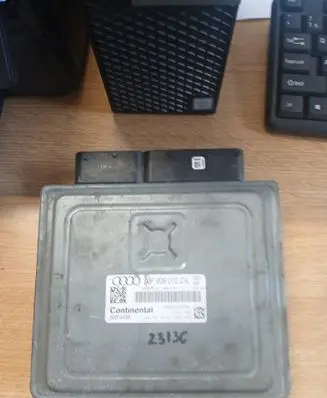 Audi A1 Engine control unit/module 03F906070CA 5WP44795