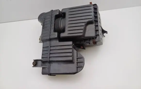 Honda CR-V Air filter box