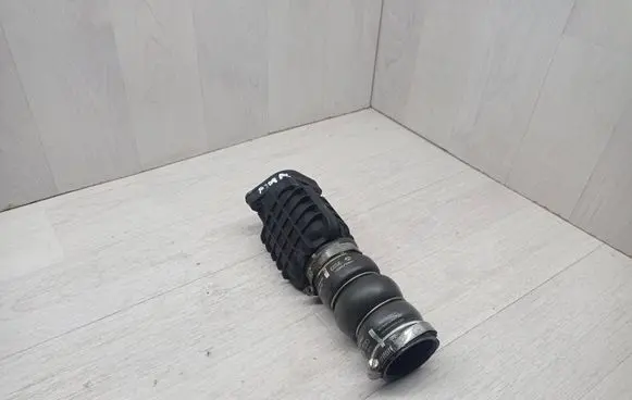 Peugeot 308 Intercooler hose/pipe 9687261180