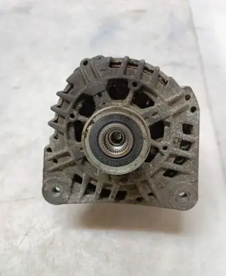Renault Laguna II Generator/alternator SG12B071 8200162474 2542653A