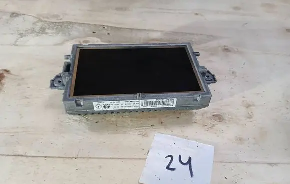 Mercedes-Benz CLS C218 X218 Screen/display/small screen A2129010500