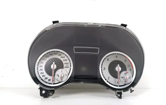 Mercedes-Benz A W176 Speedometer (instrument cluster) A1769009301