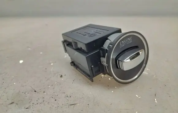 Volkswagen PASSAT B6 Ignition lock 3C0905843R 3C0959752AD 1601600517259
