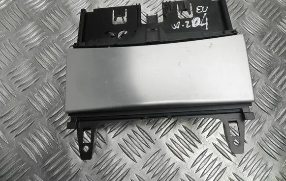 Mercedes-Benz C AMG W204 Ashtray (front) A2046801350 I9791