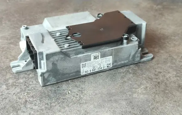 BMW 8 G16 HiFi Audio sound control unit 9841234