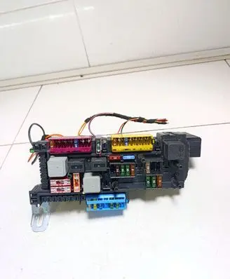 Mercedes-Benz E W212 Fuse module 016706581A