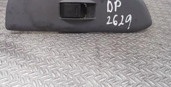 Toyota RAV 4 (XA20) Electric window control switch
