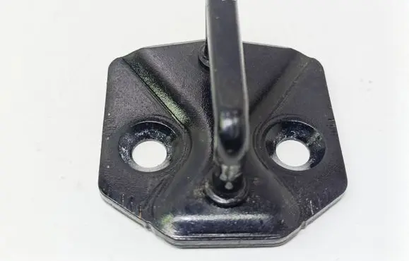 Volvo V60 Front door lock loop/hook striker 31333088