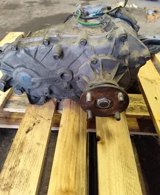 Toyota Hilux (AN10, AN20, AN30) Gearbox transfer box case 7602613