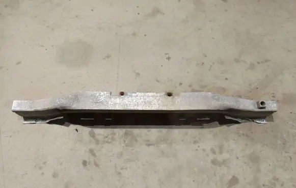 Opel Astra H Front bumper cross member 