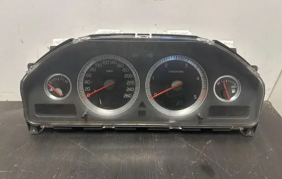 Volvo XC90 Speedometer (instrument cluster) 30765611 69199140T 36000031
