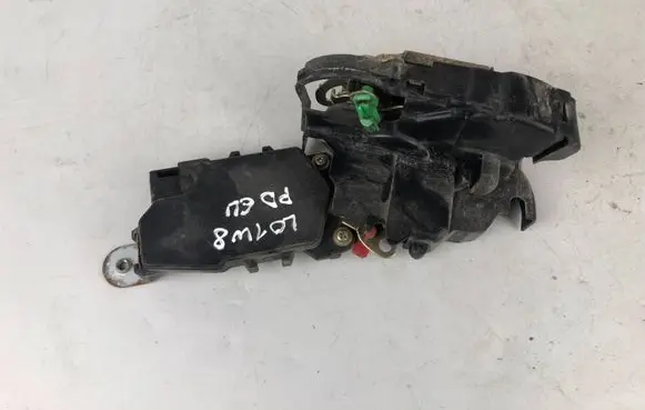 Subaru Legacy Front door lock