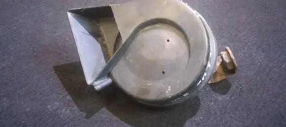 Volvo S40, V40 Horn signal
