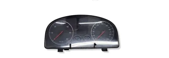 Volkswagen Touran I Speedometer (instrument cluster) 1T0920872F VWZ7Z0E3076960 V0003000